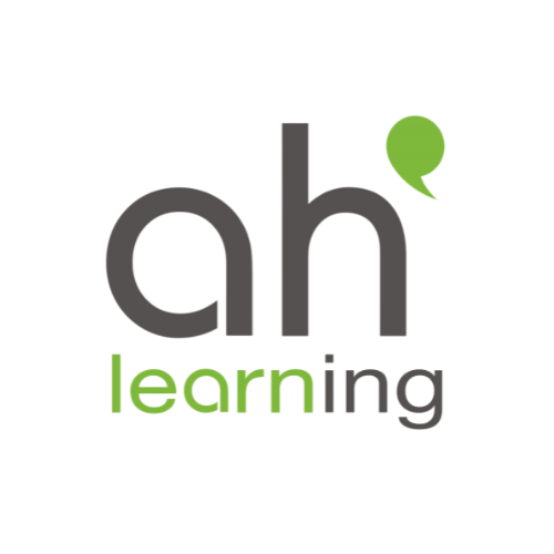 Black and White Minimalist Round Beauty And Spa Logo